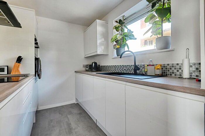 1 Bedroom Flat For Sale In Jockey Road, Sutton Coldfield, B73