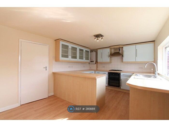 2 Bedroom Flat To Rent In High St, Deal, CT14
