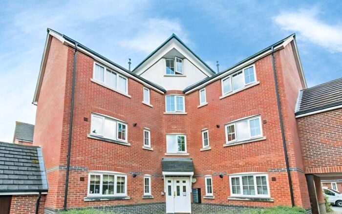 2 Bedroom Apartment To Rent In Elvetham Rise, Chineham, RG24