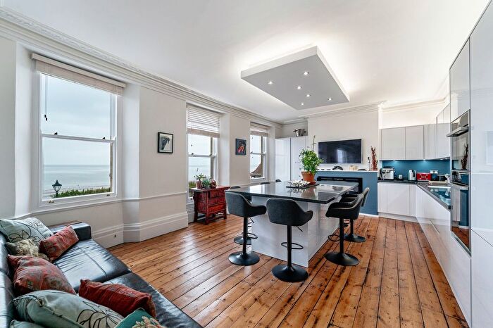 6 Bedroom Town House For Sale In Esplanade, Burnham-On-Sea, TA8