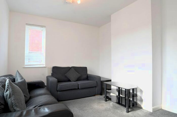 4 Bedroom Semi-Detached House To Rent In The Avenue, Brighton, BN2