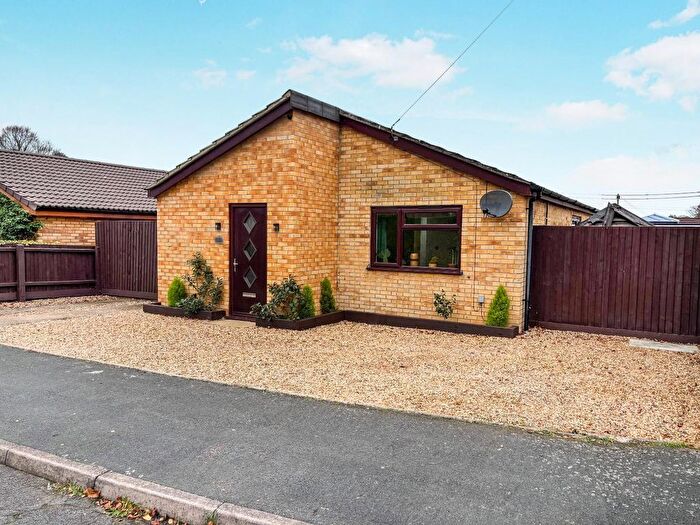 2 Bedroom Detached Bungalow For Sale In Pinewood Drive, Brandon, IP27