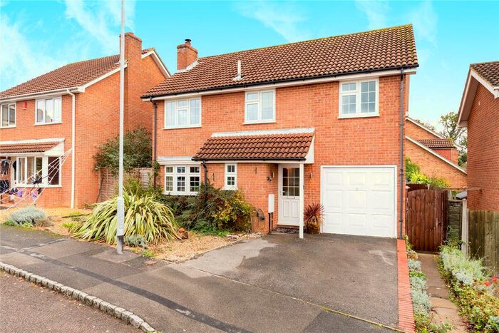 4 Bedroom Detached House To Rent In Acacia Avenue, Owlsmoor, Sandhurst, Berkshire, GU47