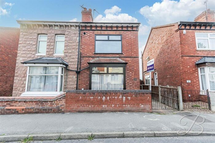 2 Bedroom Semi-Detached House For Sale In Broxtowe Drive, Mansfield, NG18