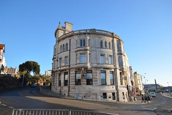 3 Bedroom Penthouse To Rent In Harbour Parade, Ramsgate, Kent, CT11