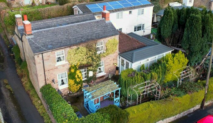 5 Bedroom Cottage For Sale In New Road, Blakeney, GL15