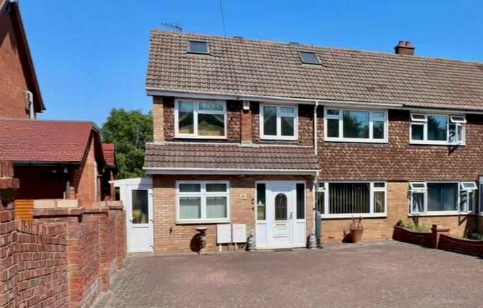 6 Bedroom Semi-Detached House To Rent In Watling Street, Gravesend, DA11