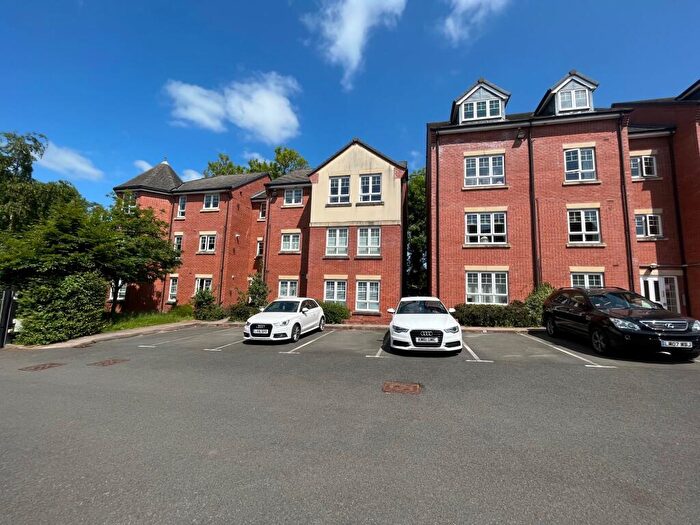 2 Bedroom Apartment To Rent In Ansell Court, Warwick, CV34