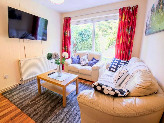 5 Bedroom Property To Rent In St Michaels Place, Canterbury, Kent, CT2