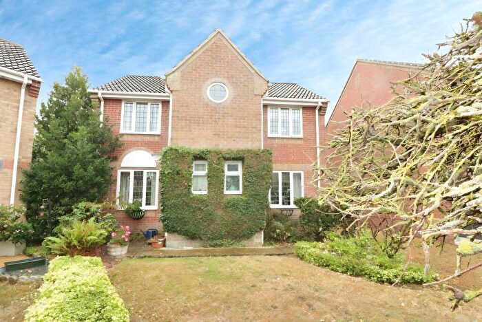 3 Bedroom Detached House For Sale In Foxglove Road, Attleborough, Norfolk, NR17