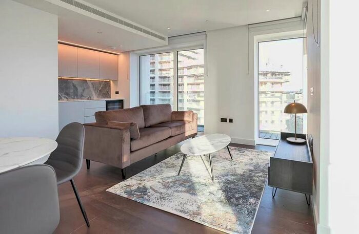 2 Bedroom Flat To Rent In White City Living, London, W12