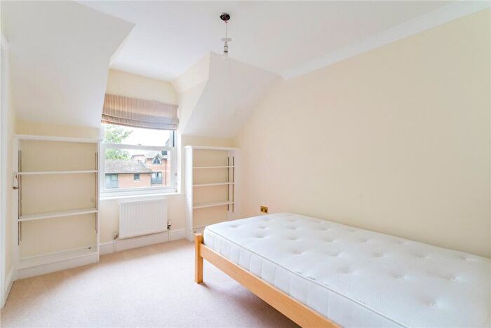 2 Bedroom Apartment To Rent In Randolph House, Hernes Road, Oxford, OX2
