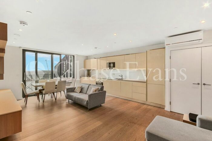 2 Bedroom Flat To Rent In The Tower, One The Elephant, Elephant &amp; Castle, SE1