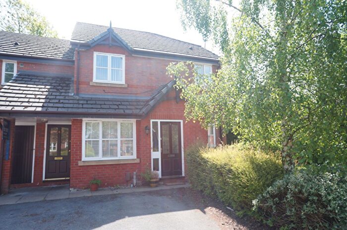 2 Bedroom Flat To Rent In Brigadier Close, Manchester, M20