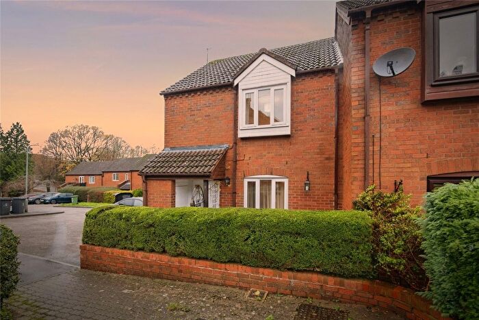 2 Bedroom End Terrace House For Sale In Haresfield Close, Redditch, Worcestershire, B97