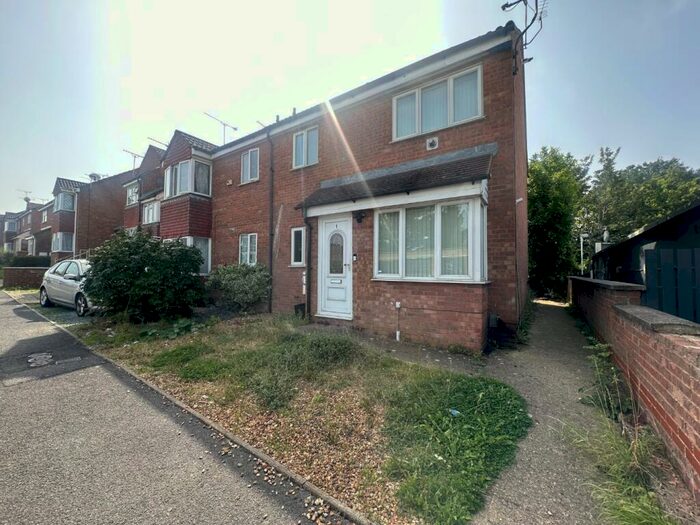1 Bedroom End Of Terrace House To Rent In Twigden Court, Mount Pleasant Road, Luton, Bedfordshire, LU3