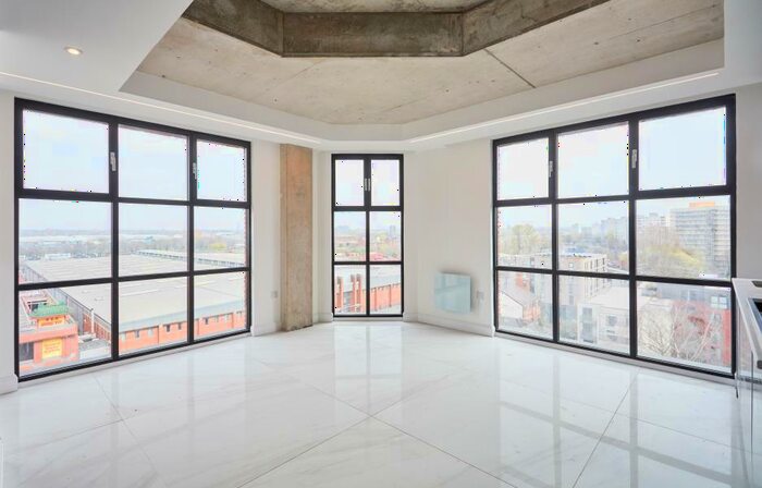 1 Bedroom Apartment To Rent In Apt . :: One Silk Street, M4