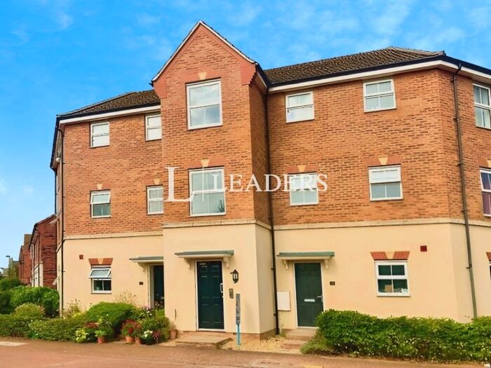 2 Bedroom Flat To Rent In Chepstow Drive, Bourne, PE10