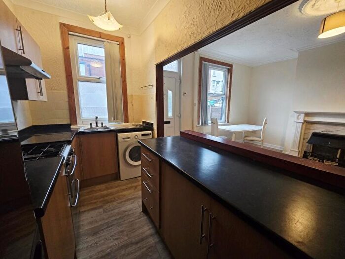 3 Bedroom Terraced House To Rent In Woodside Avenue, Burley, Leeds, LS4