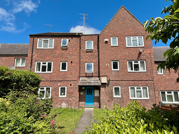 1 Bedroom Flat To Rent In Bell Close, Stone, DA9