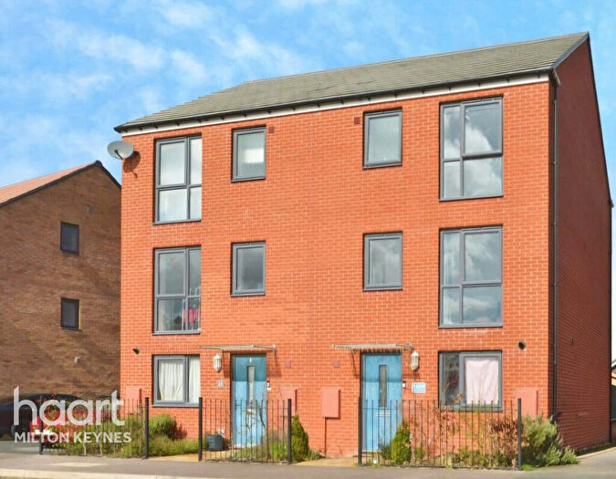 4 Bedroom Semi-Detached House To Rent In Burney Drive, Eagle Farm South, MK17