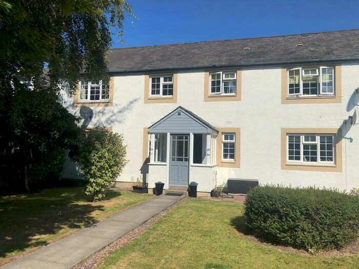 1 Bedroom Apartment To Rent In Culloden Court, Inverness, IV2