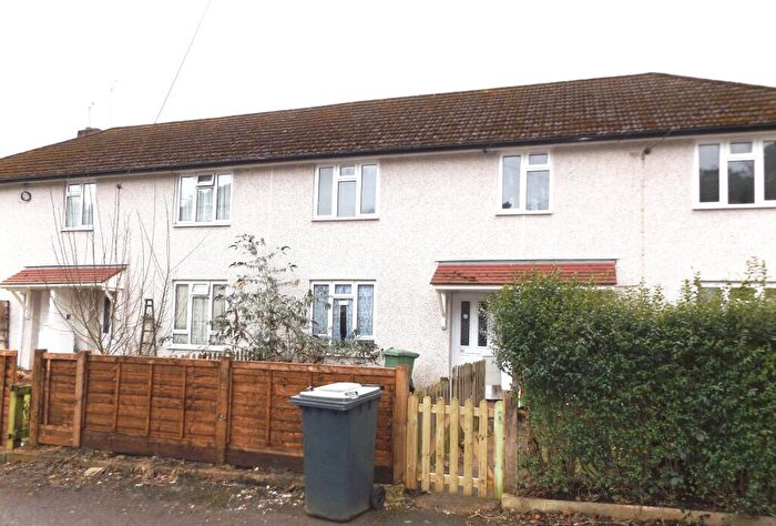 2 Bedroom Flat To Rent In Savile Crescent, Bordon, Hampshire, GU35