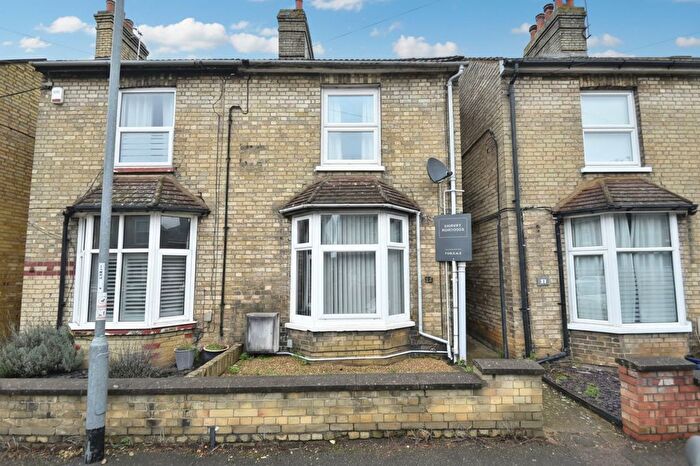 3 Bedroom End Of Terrace House For Sale In Shaftesbury Avenue, St. Neots, PE19