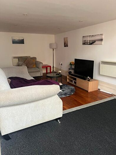 1 Bedroom Flat To Rent In Chancery Lane, Huddersfield, HD1