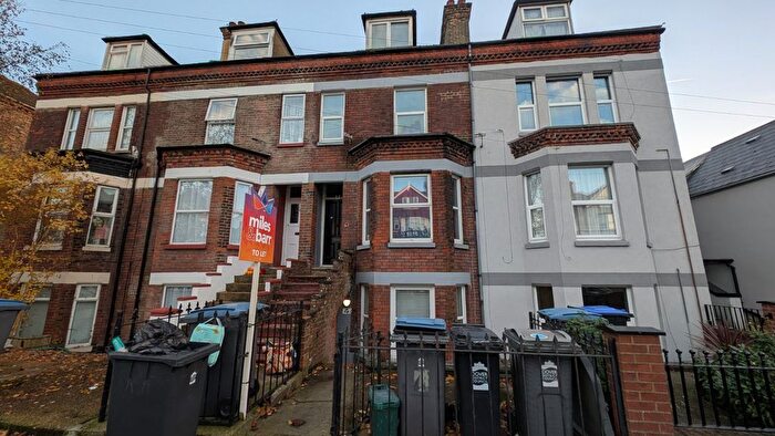 2 Bedroom Maisonette To Rent In Salisbury Road, Dover, Kent, CT16