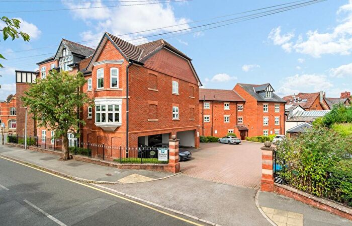 2 Bedroom Apartment For Sale In Chapel Road, Alderley Edge, SK9