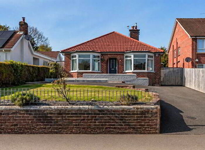 2 Bedroom Detached Bungalows For Sale In Kingsway Park, Belfast, BT5