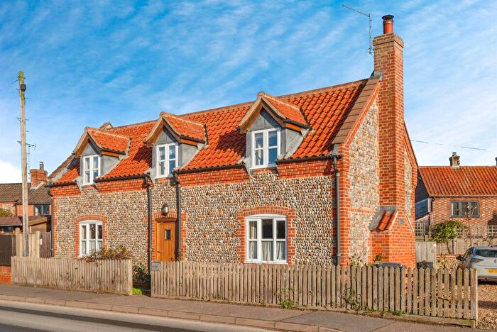 2 Bedroom Cottage For Sale In Walcott Road, Bacton, Norwich, NR12
