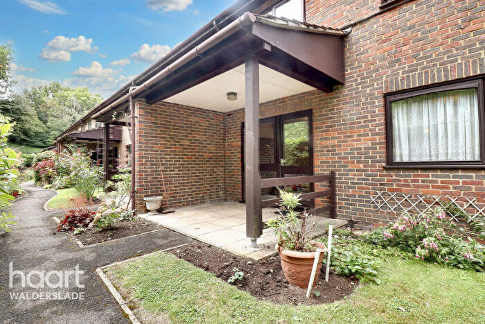 1 Bedroom Apartment For Sale In Hopewell Drive, Chatham, ME5