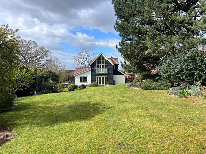 5 Bedroom Detached House For Sale In Bromeswell, Woodbridge, Suffolk, IP12