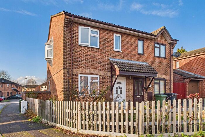 2 Bedroom Semi Detached House For Sale In Galloway Close, Basingstoke, RG22