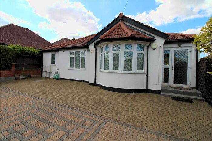 3 Bedroom Bungalow To Rent In Woodmere Avenue, Croydon, CR0