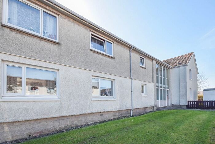 2 Bedroom Flat To Rent In Charles Avenue, Arbroath, Angus, DD11