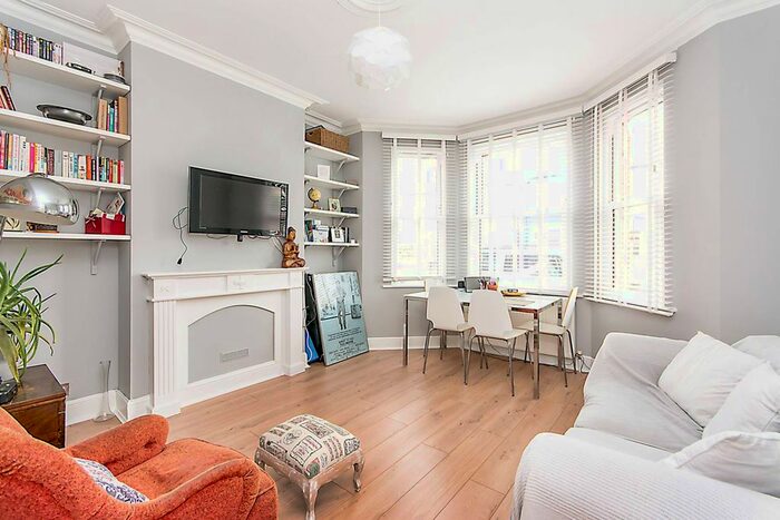 2 Bedroom Flat To Rent In Ambleside Road, Harlesden, London, NW10