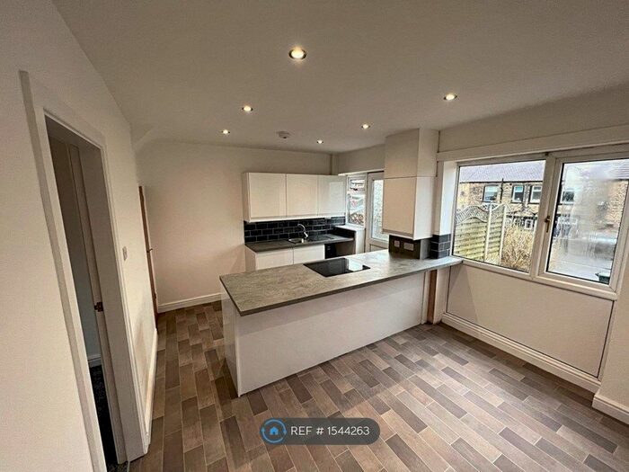 3 Bedroom Terraced House To Rent In Alexandra Road, Eccleshill, Bradford, BD2