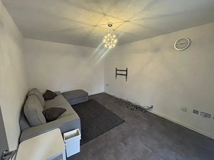 3 Bedroom Detached House To Rent In Harebell Close, Cambridge, CB1