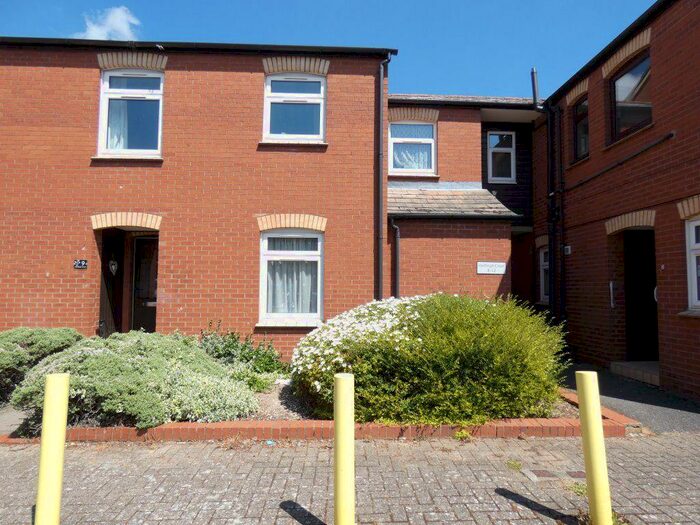 1 Bedroom Flat To Rent In Hadleigh Court, Cambridge, Cambs, CB5