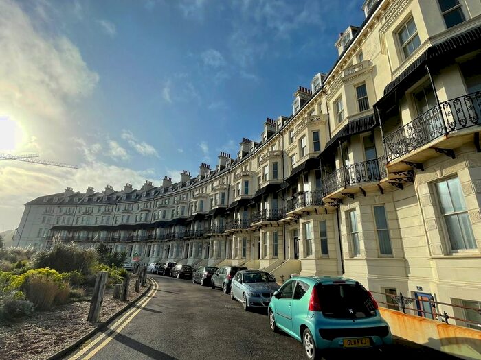 2 Bedroom Flat To Rent In Marine Crescent, Folkestone, Kent, CT20