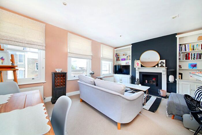 1 Bedroom Flat For Sale In Shelgate Road, Battersea, SW11