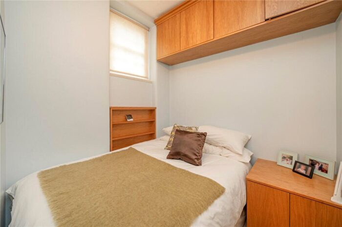 1 Bedroom Apartment For Sale In Abbey Road, London, NW8