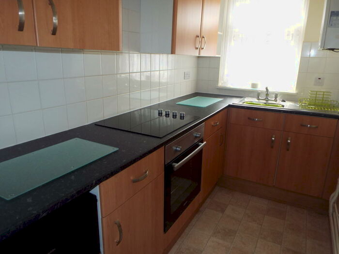 Studio To Rent In Pitsea, Basildon, SS13