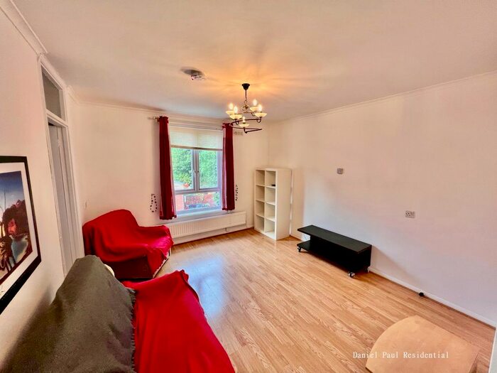 1 Bedroom Flat To Rent In Charles Road, London, W13