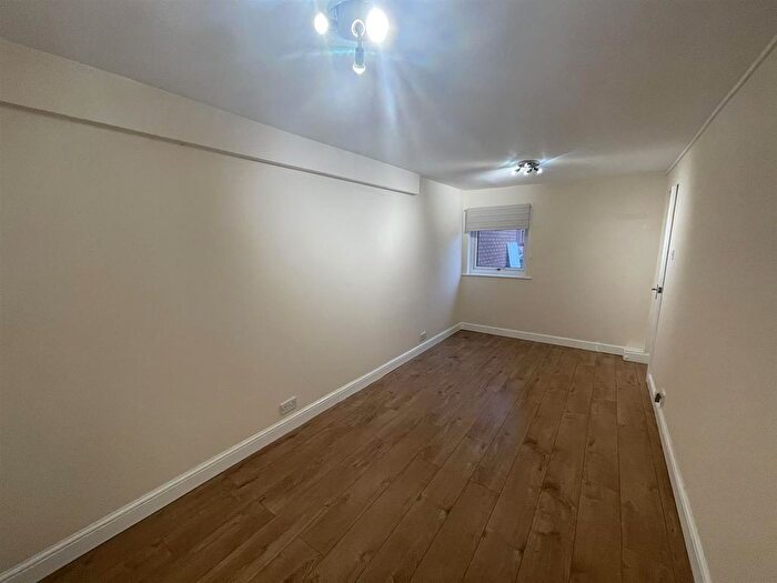2 Bedroom Detached House To Rent In Chantry Gate, Bishops Cleeve, Cheltenham, GL52