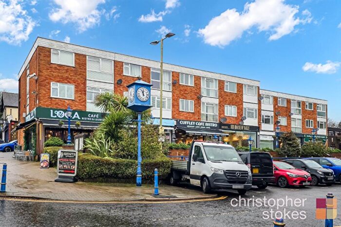 2 Bedroom Apartment For Sale In Maynard Place, Cuffley, Potters Bar, Hertfordshire, EN6