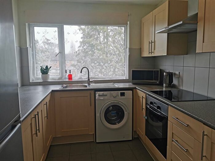 2 Bedroom Flat To Rent In Rowle Close, Stantonbury, Milton Keynes, MK14